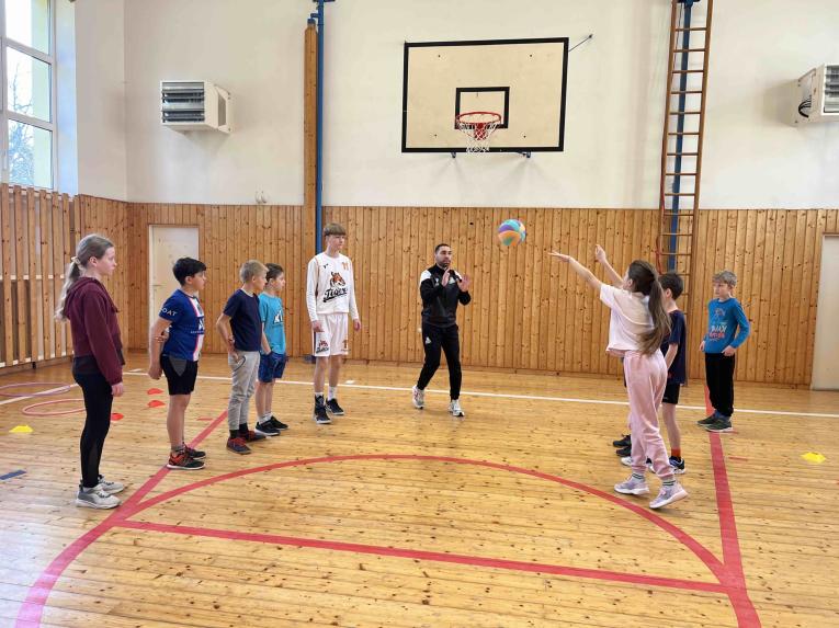 Jak se&nbsp;strefit do&nbsp;koše